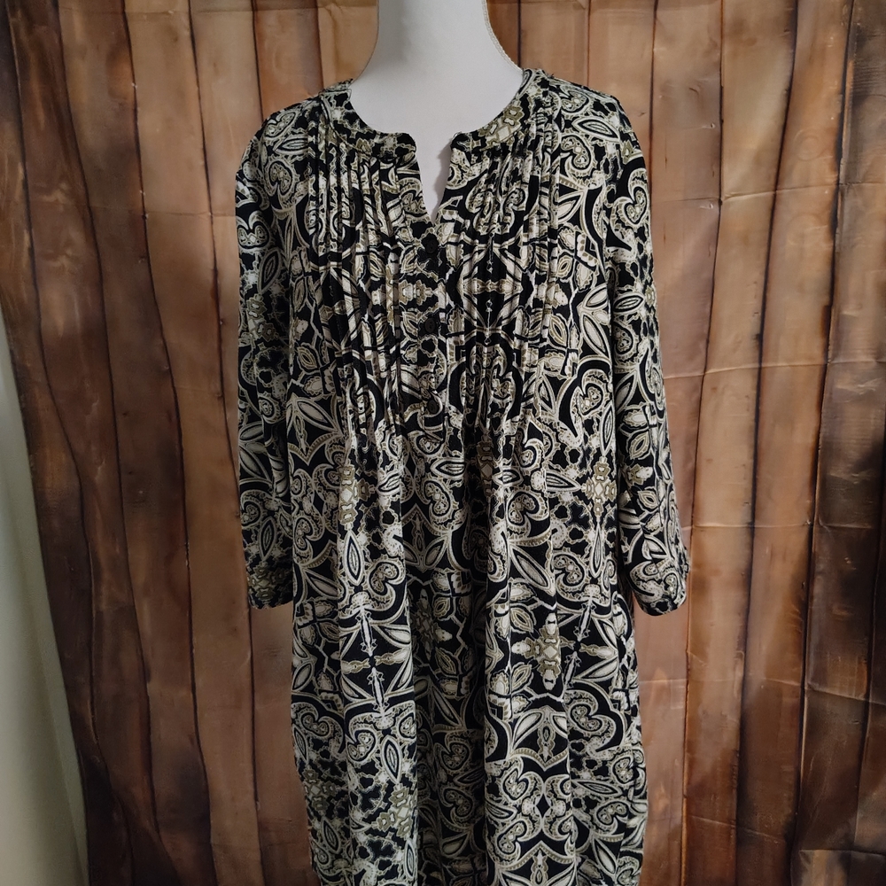 Reborn Black, Green and White Paisley Tunic